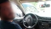 Polis ile taksici müşteri kılığına girip korsan taksiciyi suçüstü yaptı