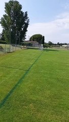 LE STADE EST PRET ( MERCI AUX SERVICES TECHNIQUES ) ... Y A PLUS QU'A !!!!