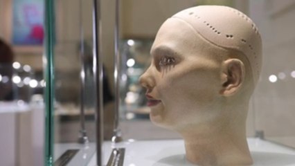 La Bienal del Diseño explora en Londres el pan del futuro y el arte de los robots
