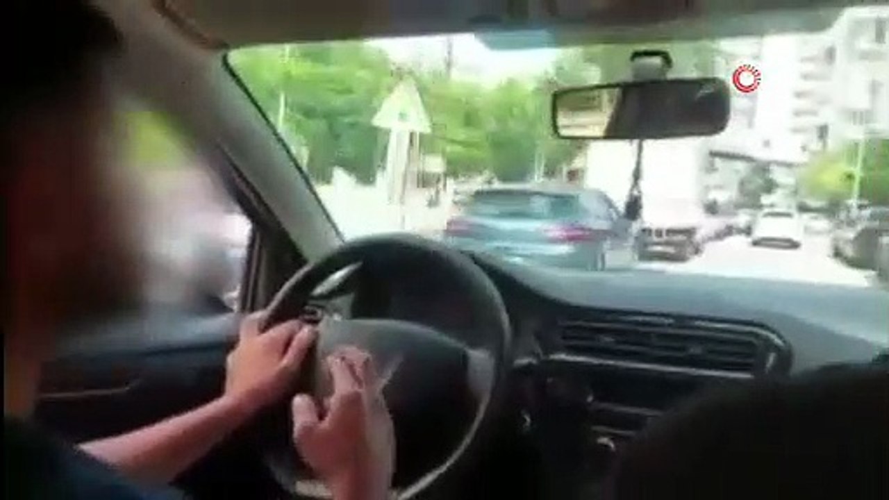 Korsan taksiciye polis şoku