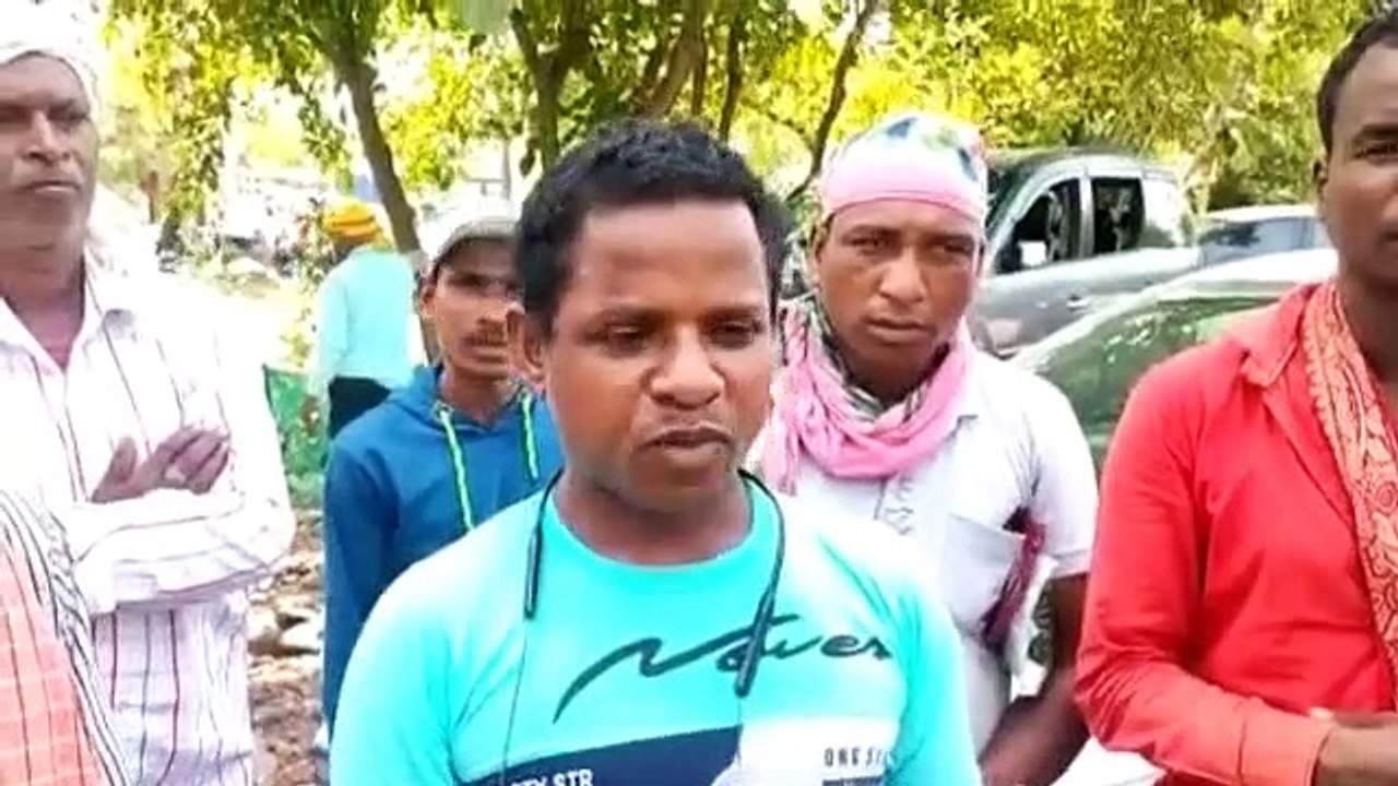 Adopted sons surrounded Ratanpur police station, warning of fierce