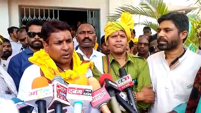 Adopted sons surrounded Ratanpur police station, warning of fierce