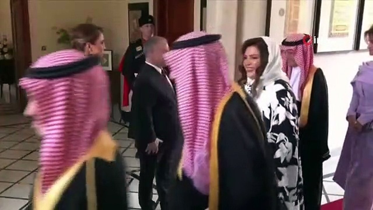 Ürdün Veliaht Prensi Al Hussein bin Abdullah, Suudi Arabistanlı Rajwa Al Seif ile evlendi