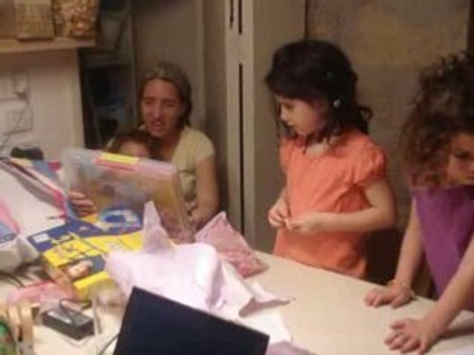 MOV01436