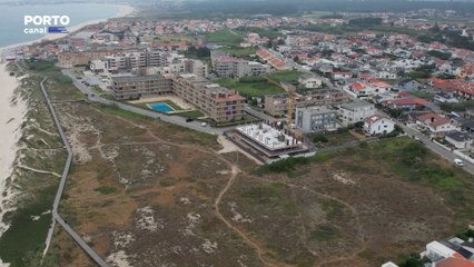 Prédio de luxo em cima das dunas licenciado pela Câmara de Vila do Conde após parecer negativo da APA