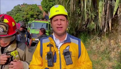 Bomberos Medellín actúa rápidamente y controla incendio en el barrio Blanquizal