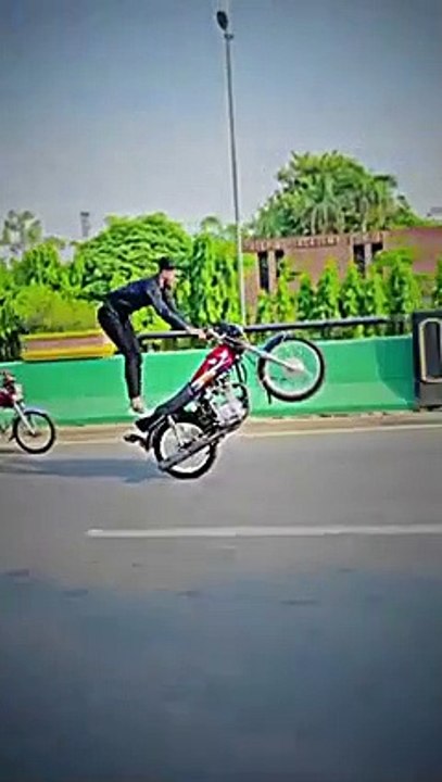 Bike stunt 