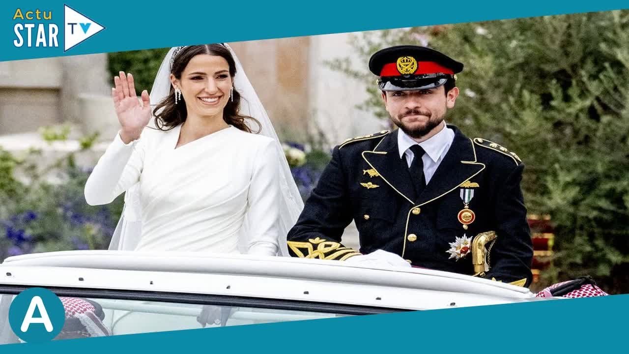 Mariage d'Hussein de Jordanie et Rajwa-al-Saif  : couac en pleine cérémonie ! L'échange des alliance