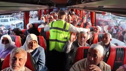 Deprem bölgesinden ilk hac kafilesi uğurlandı