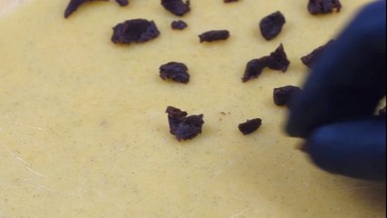 Stun your sweet tooth with the creamy aura of Caramel Sablé biscuits