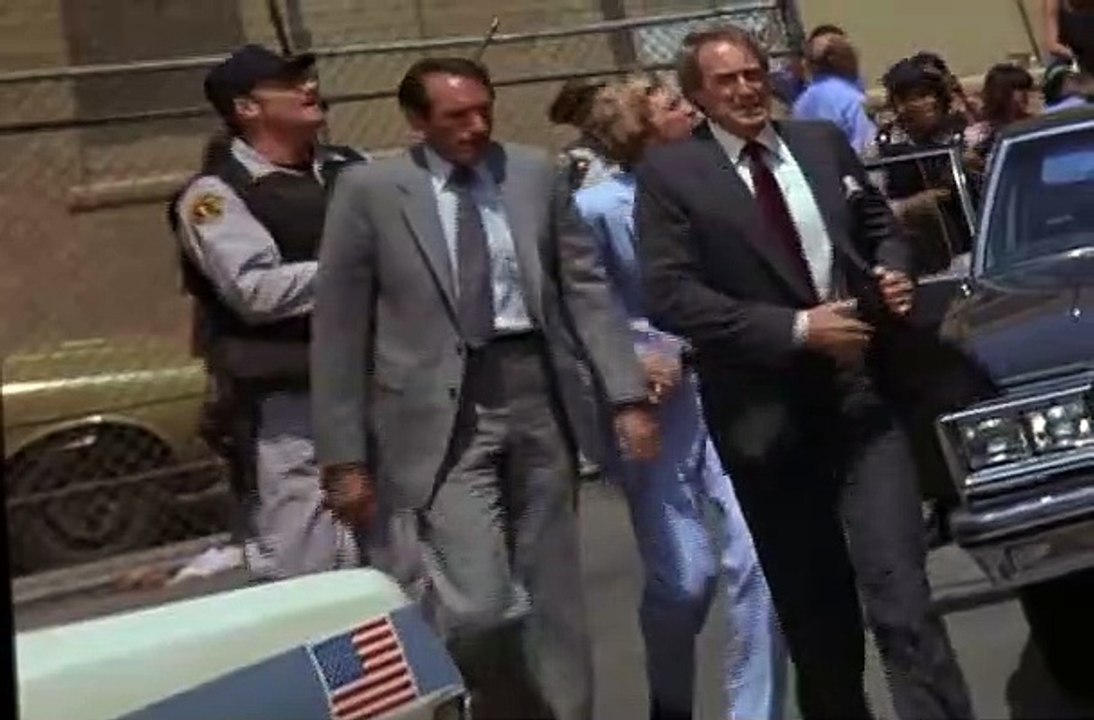 Hill Street Blues S04 E03