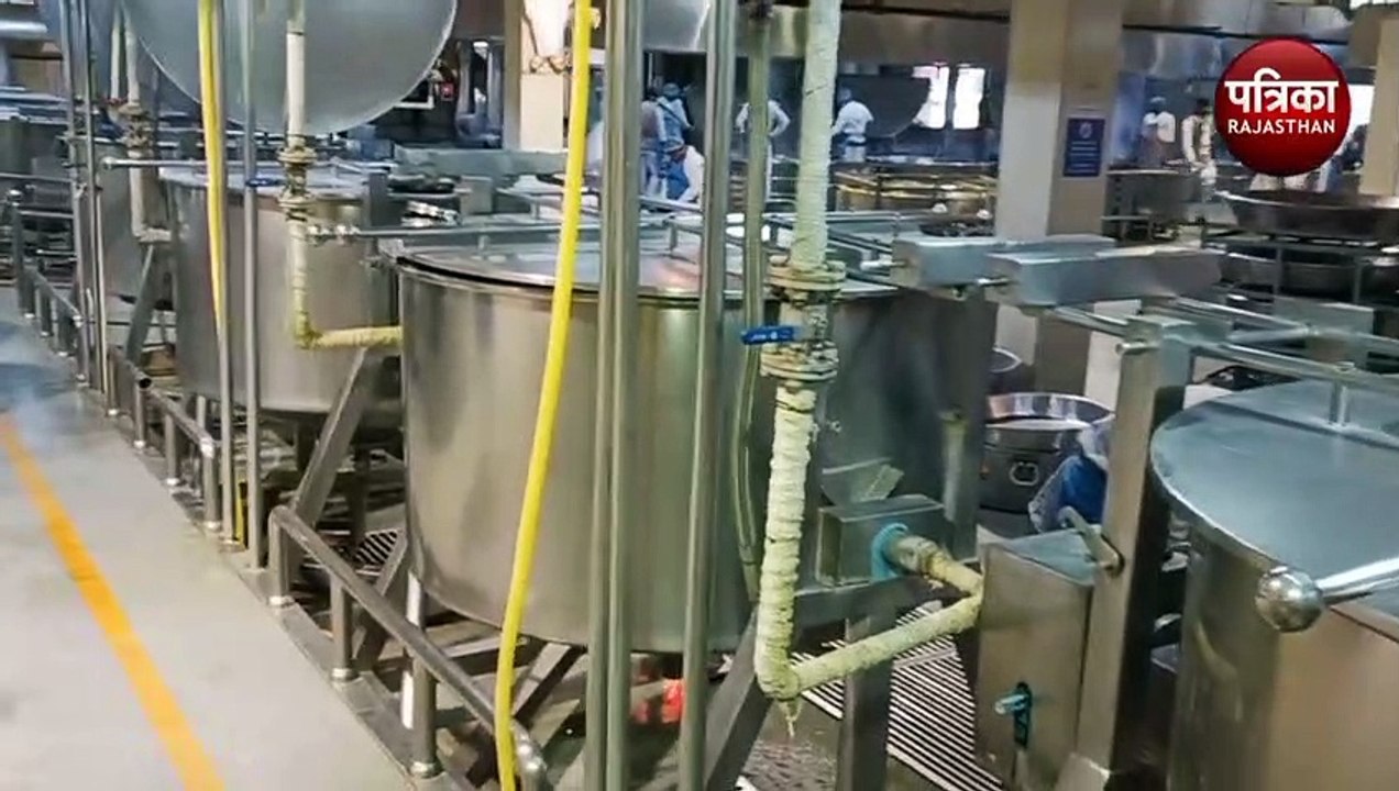 सौर ऊर्जा से बन रहा भोजन