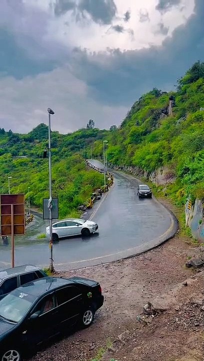 Jisy Barish kr dy nm status video