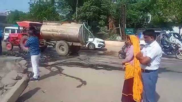 सफाई व्यवस्था में सुधार के दिए निर्देश