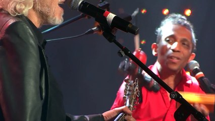 Louis Bertignac interprète  "Ces idées-là" dans le Grand Studio RTL