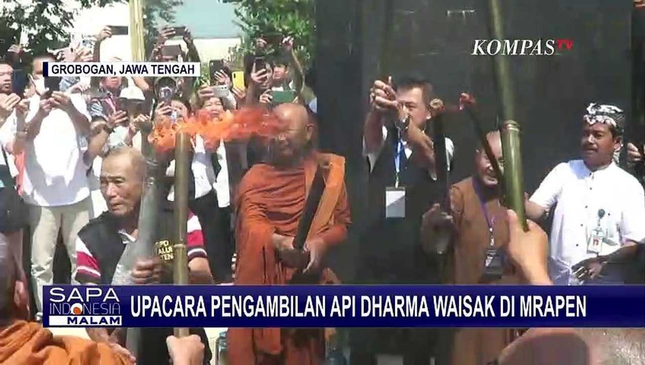 Ratusan Umat Budha Laksanakan Upacara Pengambilan Api Dharma Waisak di Grobogan Jawa Tengah
