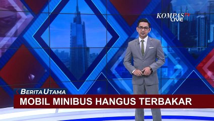 Diduga Akibat Korsleting Mesin, Sebuah Minibus Terbakar di Jakarta Timur