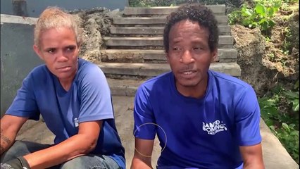 Yeni, Marcia, Alejandro y el difícil trabajo de limpiar la Playa Montesinos