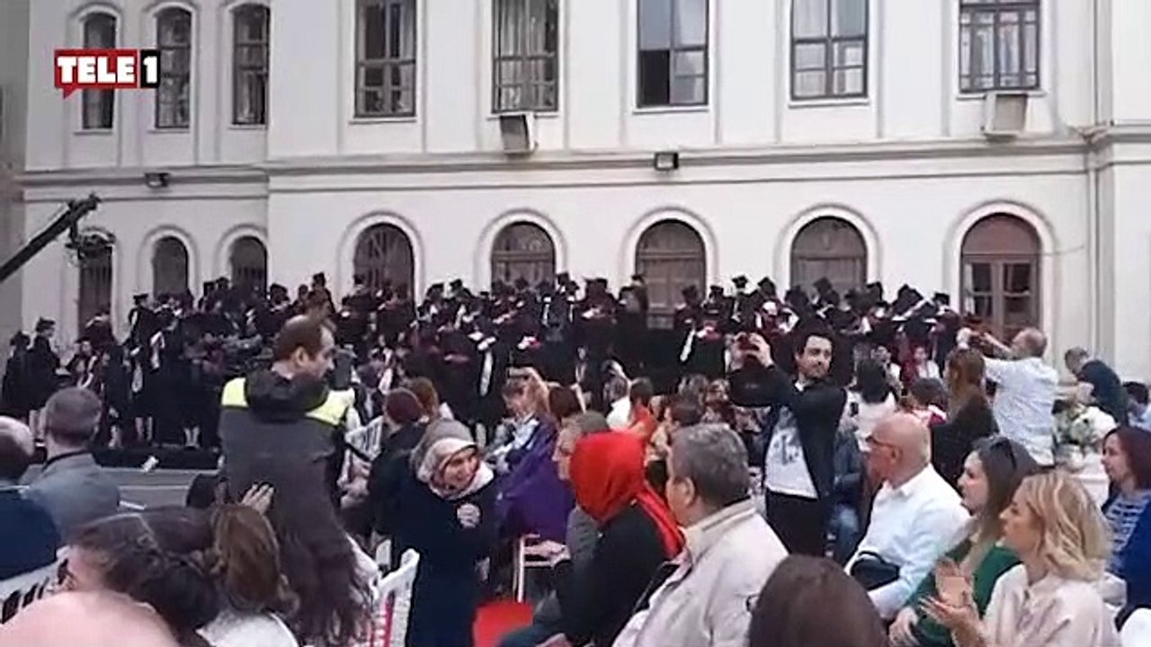 Öğrencilerden Hiranur Vakfı'ndaki istismarı savunan okul müdürüne protesto!