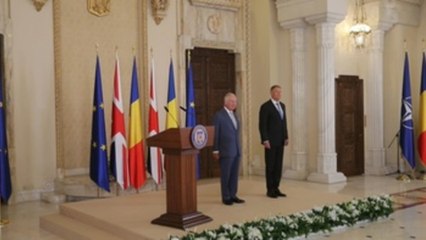 Carlos III dice que en Rumanía está "como en casa"