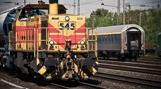 Accidente de tren en India dejó al menos 120 muertos y más de 800 heridos