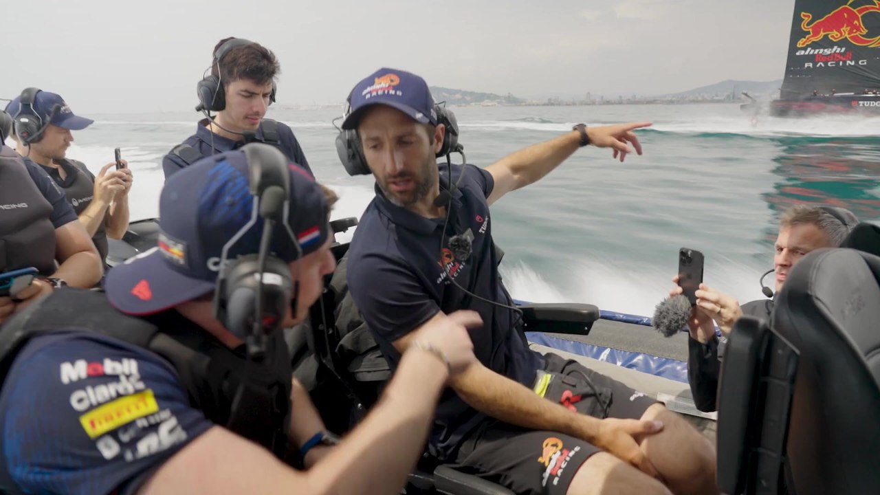 Verstappen Experiences Nautical F1 in Barcelona
