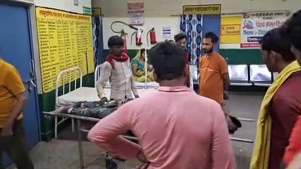 Chitrakoot News Video: प्रेम प्रसंग  के शक में चाची ने ले ली भतीजे की जान, कुल्हाड़ी से किए कई वार, अब पुलिस ...