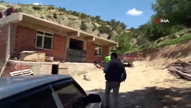 Kurtlar köye inip 50 küçükbaş hayvan telef etti! Köylüler şimdi canından endişe ediyor