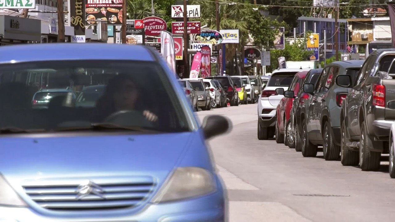 Βόλτα στη θάλασσα επέλεξαν οι εκδρομείς του Αγίου Πνεύματος: Αρκετοί οι επισκέπτες για το τριήμερο