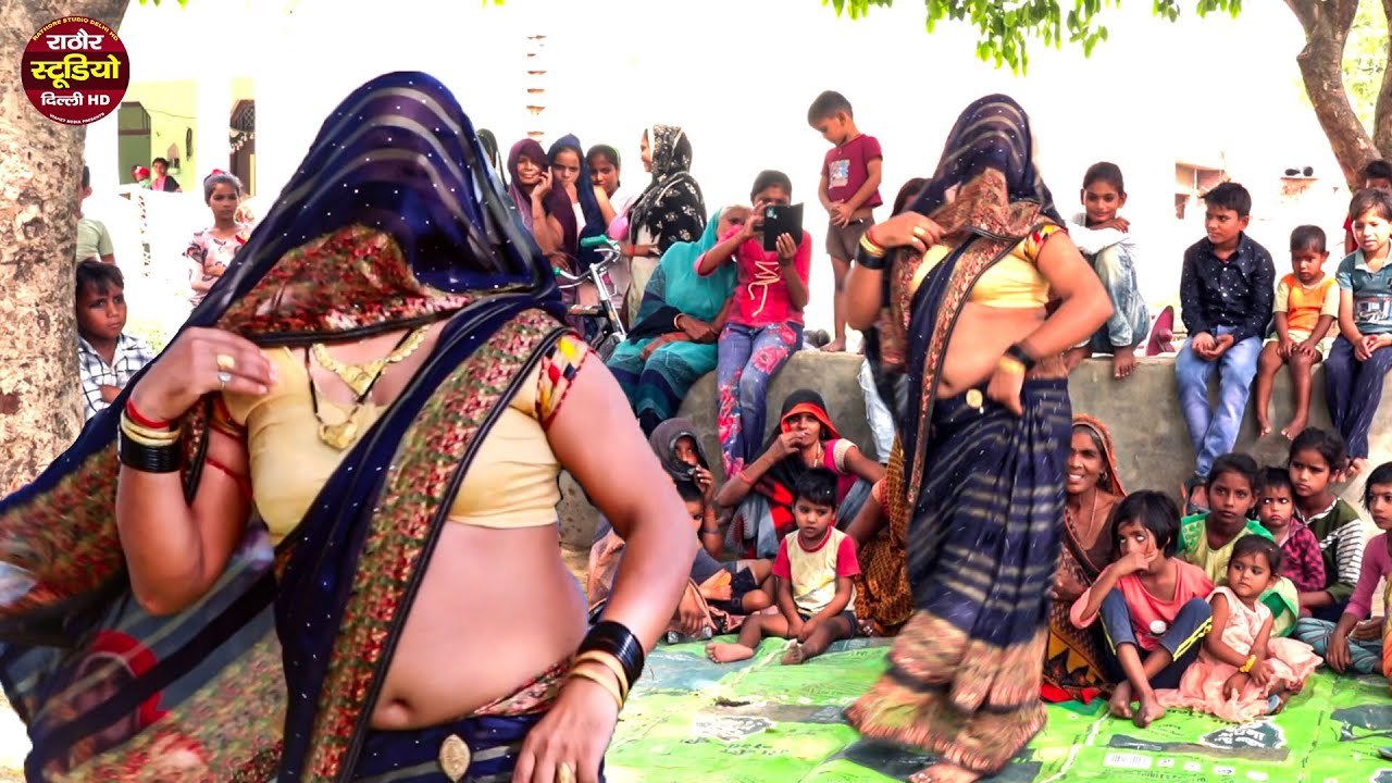 गांव मे सास-बहू का देहाती डांस कॉम्पिटिशन !! अब...