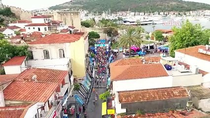 Salomon Çeşme Yarı Maratonu'na 12 ülkeden 1103 koşucu katıldı