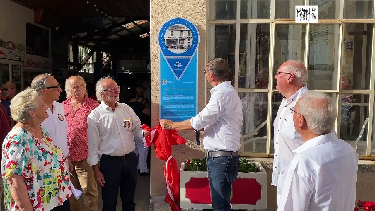 Garage Citroën Malafosse-Giraud à Meyrueis : plaque Lieu de l'Histoire de l'Automobile de la FFVE