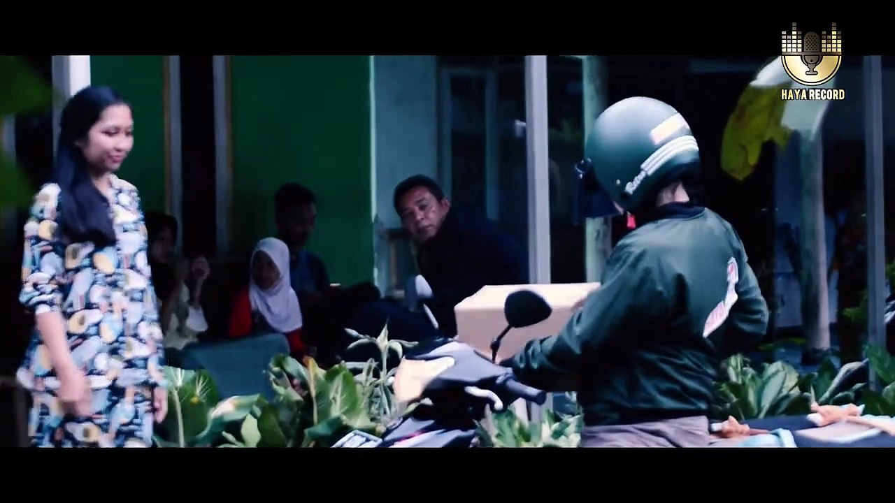 CACA HANDIKA   ISTRI SETIA   CIPT.  CACA HANDIKA   (OFFICIAL MUSIC VIDEO)