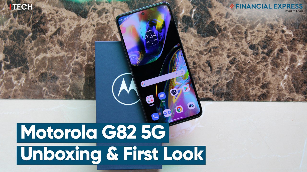 Motorola G82 5G Unboxing & First Look: Budget m...