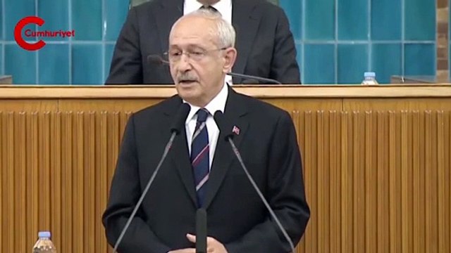 Kılıçdaroğlu Adalet Yürüyüşü'nden bahsederken gözyaşlarını tutamadı