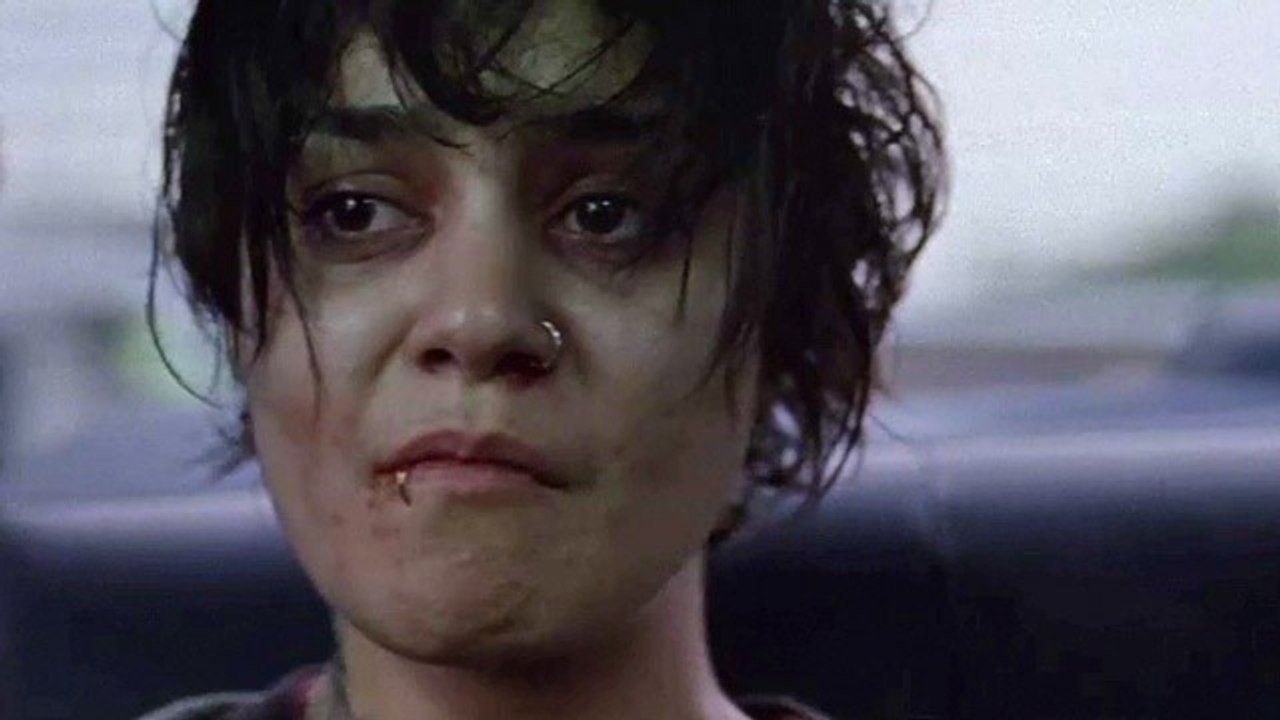 Gimme Shelter - Vanessa Hudgens mit Mut zur Häs...