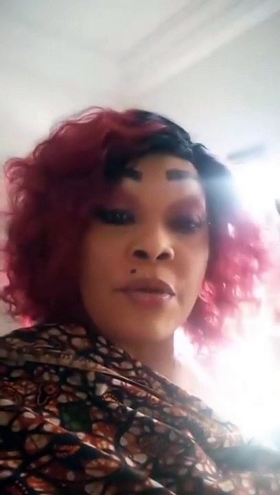 2 ans après : Tina Glamour réclame le téléphone d’Arafat et menace