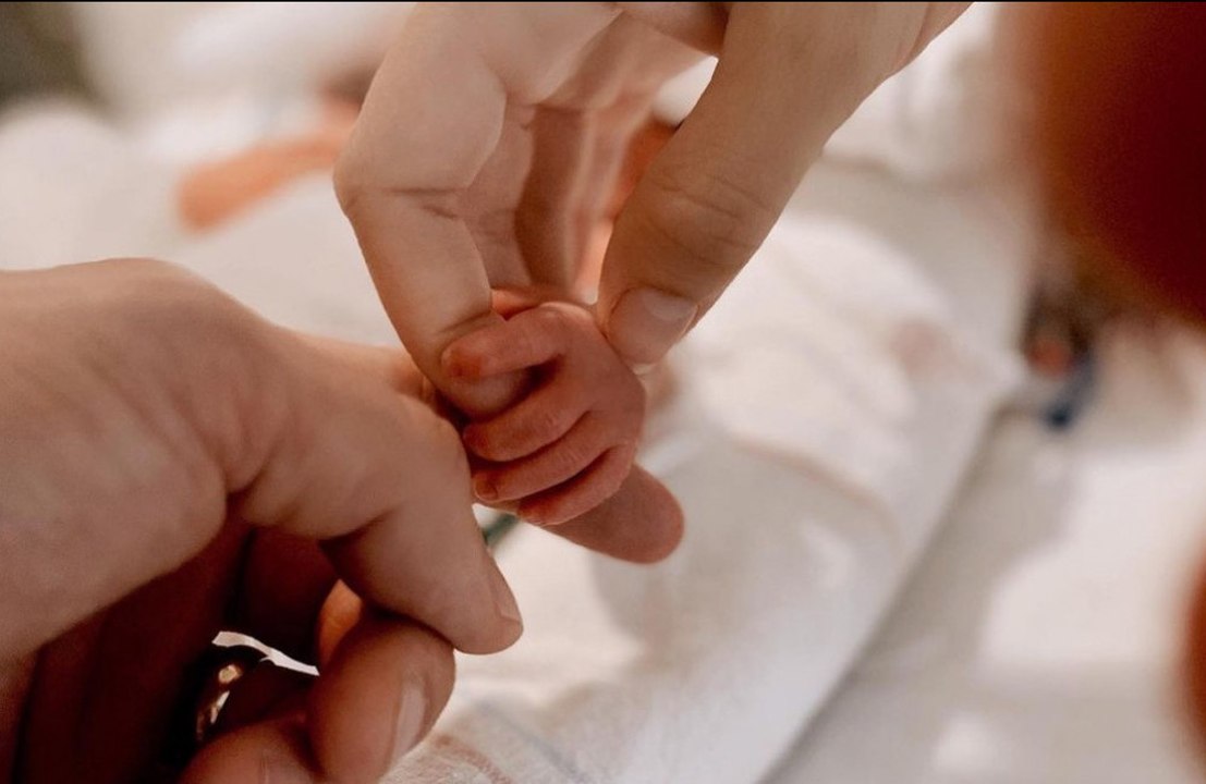 ‚Vampire Diaries‘-Star Kayla Ewell ist wieder Mama geworden