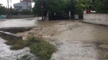 Konya'da sağanak yağış su baskınlarına neden oldu