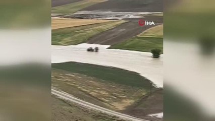 Ankara'nın ilçelerinde de sağanak yağış etkili oldu