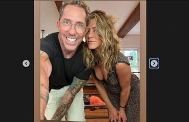 Jennifer Aniston se pone un vestido de 'Friends' de hace 20 años