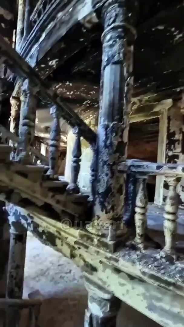 ⁣Ужасные кадры из драмтеатра в Мариуполе | Жахливі кадри з драмтеатру в Маріуполі