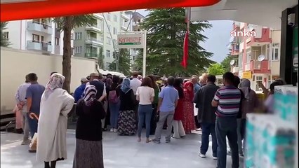 Konyalılar ucuz şeker almak için izdiham oluşturdu