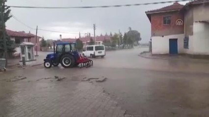 AFYONKARAHİSAR - Sağanak hayatı olumsuz etkiledi