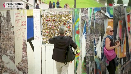 Les chantiers à Paris compliquent les selfies des touristes