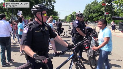 Defensores dos direitos pró e antiaborto manifestam-se em Washington