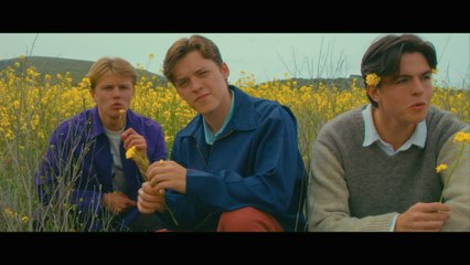 New Hope Club - Girl Who Does Both