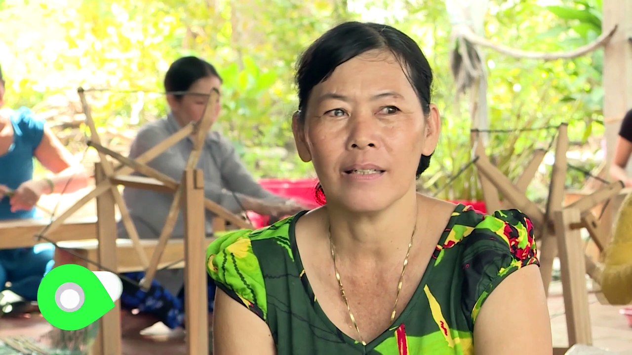 NHÀ HAI LÚA | CẬN CẢNH TẤM VẢI TƠ SEN Ở ĐBSCL