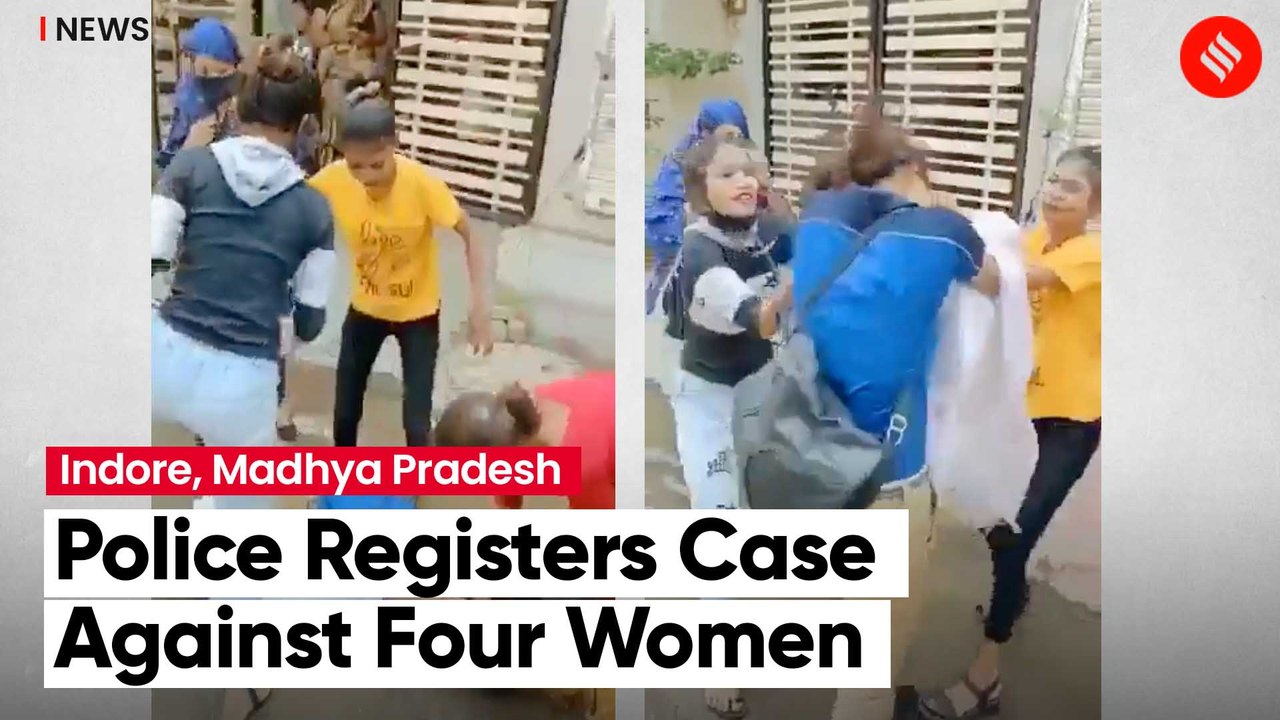 Female Employee Of Domino’s Pizza Mercilessly Thrashed By Group Of Four Women