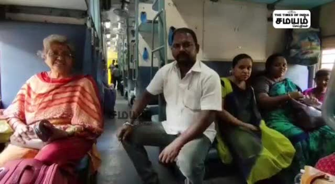 கோவை to சீரடி; சேலம் வந்தடைந்த தனியார் ரயில்!